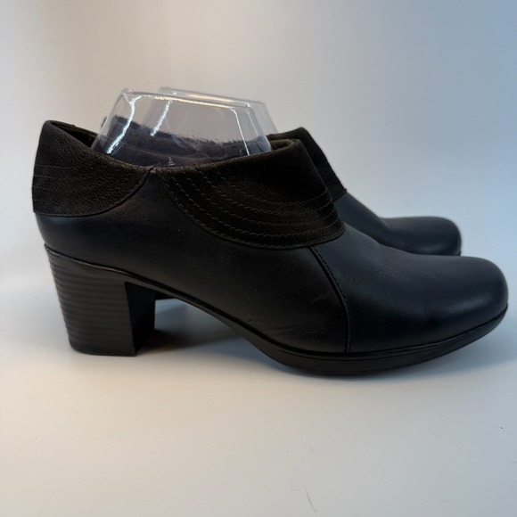 Clarks Bendables Black Leather Side Zipper Mid Heel Shoes Women's Size 10M - Picture 1 of 10